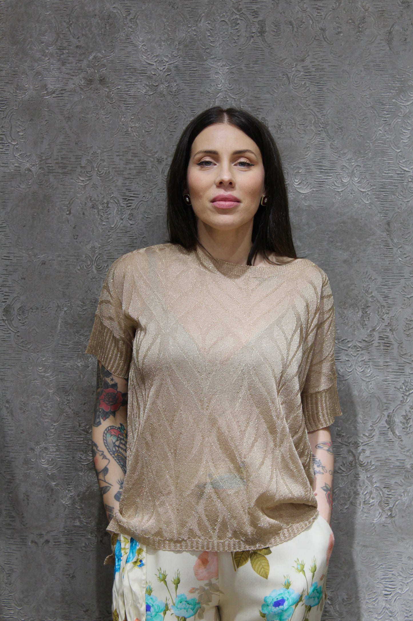 MAGLIA A MANICHE CORTE