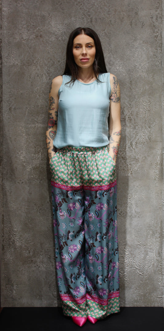 PANTALONE CON ELASTICO IN VITA