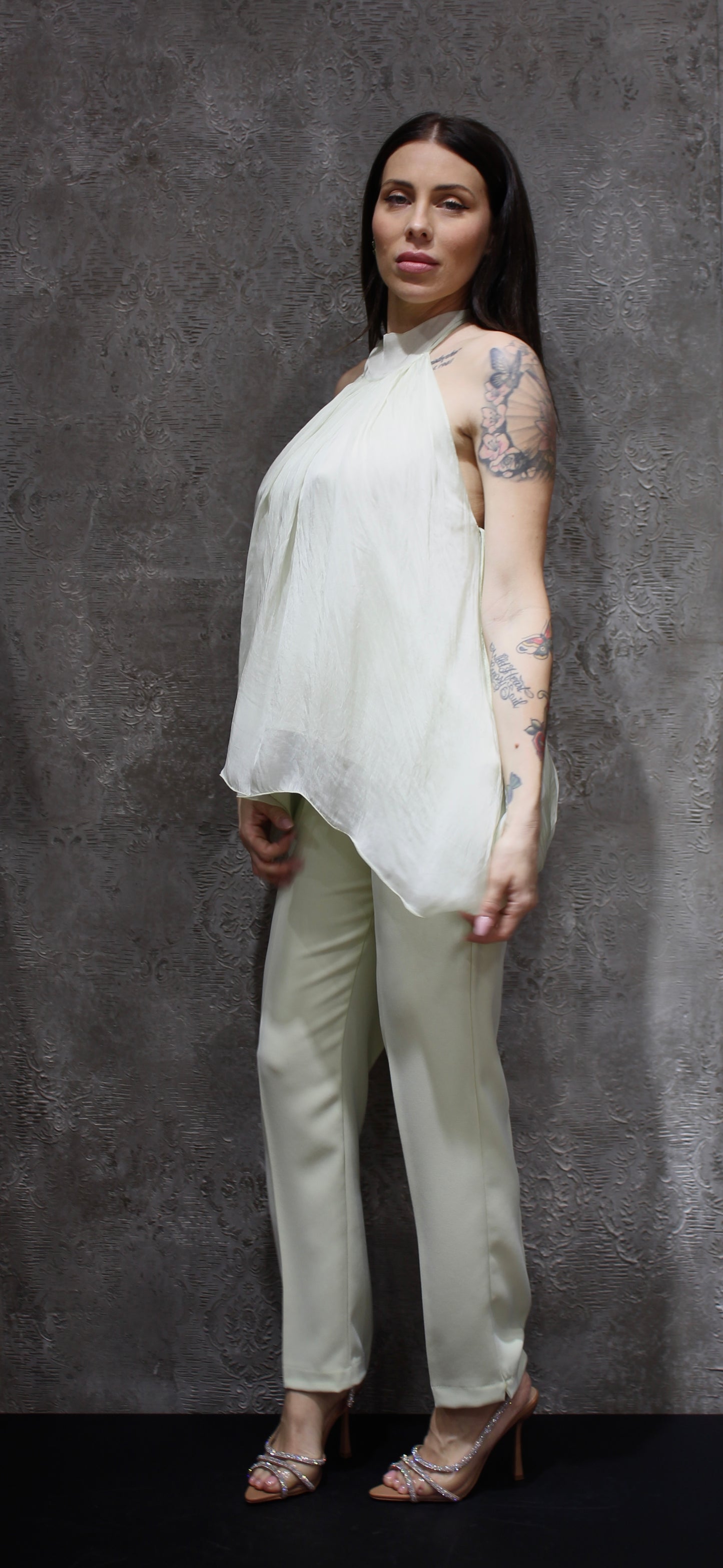 BLUSA SMANICATA SCHIENA SCOPERTA